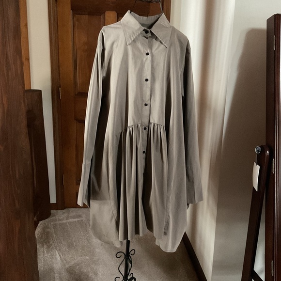 Comfy USA Tops - Comfy USA shirt, Medium, taupe